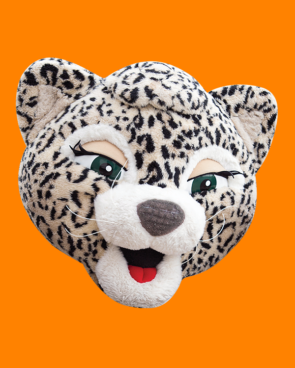 Lea the Leopard